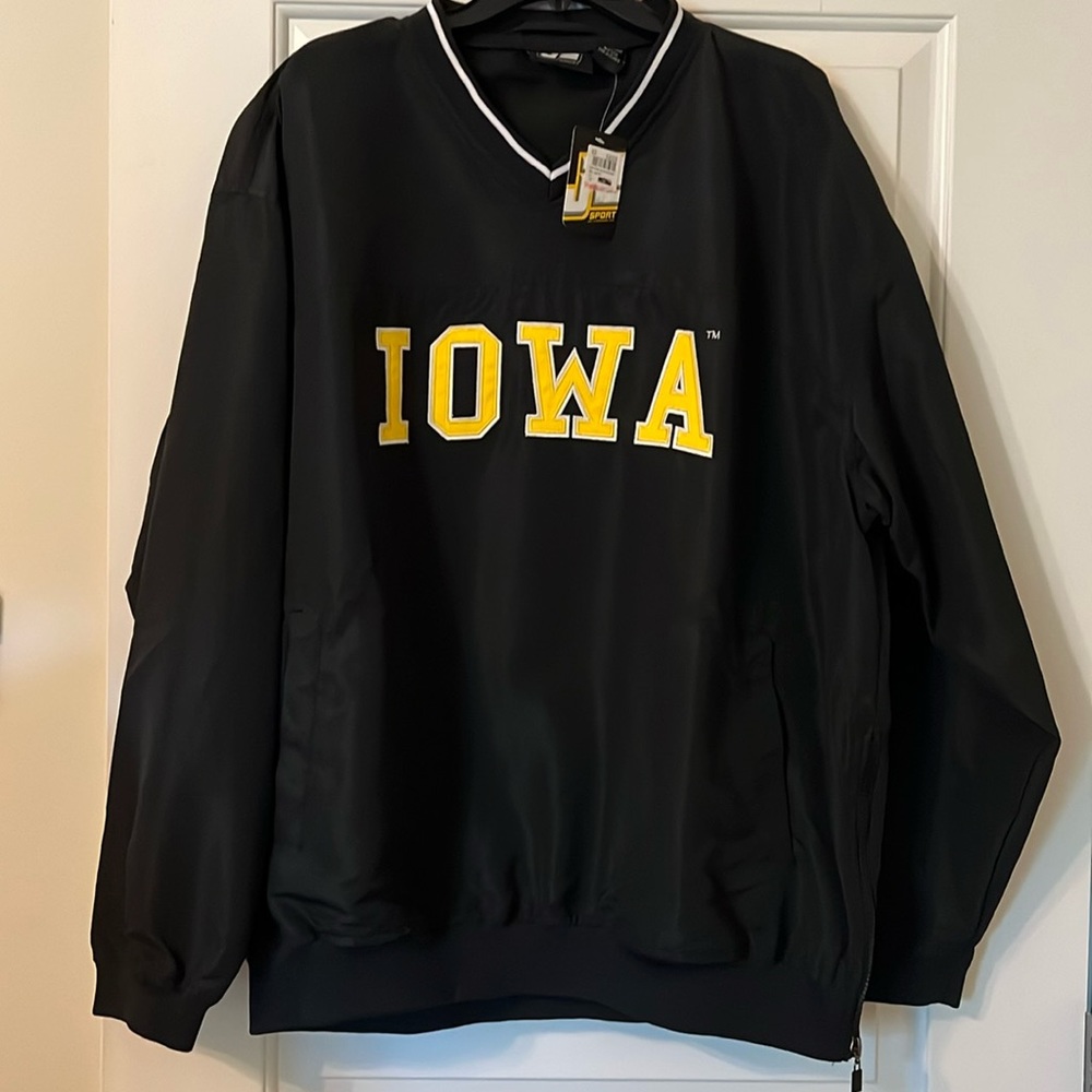 J2 Iowa pullover windbreaker